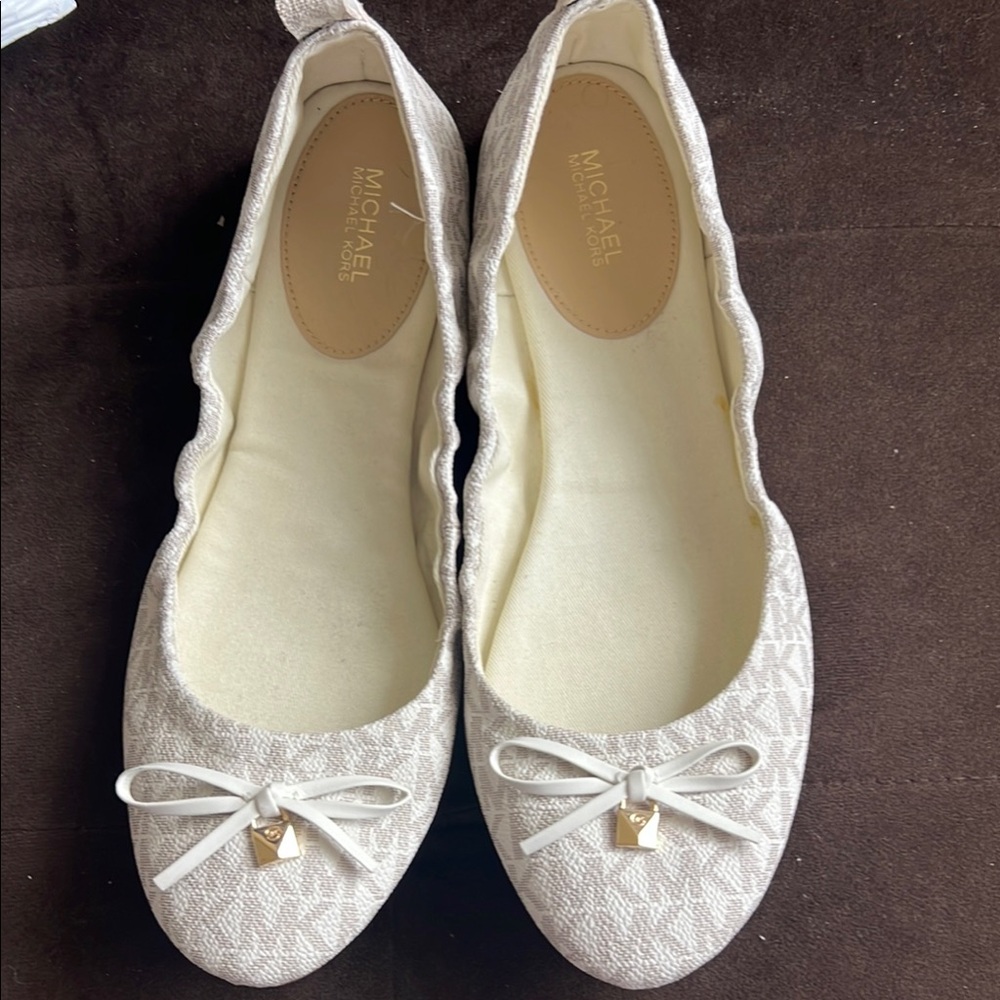 Michael Kors White Flats with Bow Detail